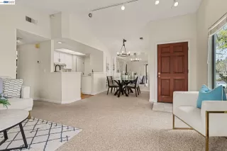 Photo #2: 41125235 Listing 