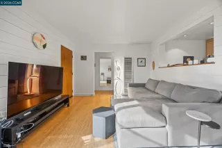 Photo #5: 41125288 Listing 