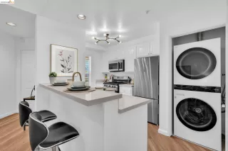 Photo #3: 41125400 Listing