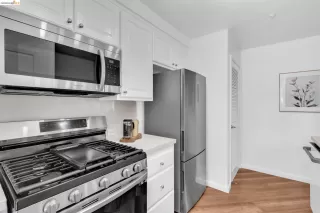 Photo #5: 41125400 Listing