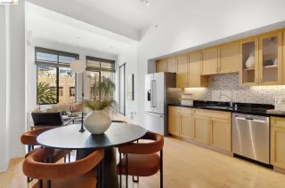 Photo #1: 41125414 Listing 