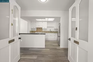 Photo #1: 41125461 Listing