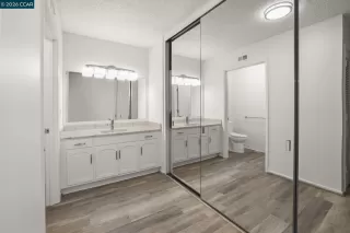 Photo #5: 41125461 Listing