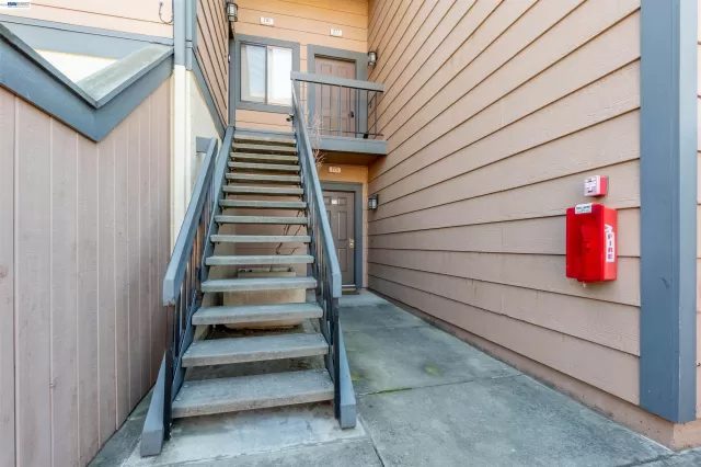 MLS: 41125493 Condo For Sale