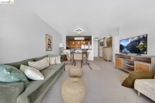 Photo #6: 41125507 Listing 