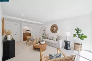 Photo #2: 41125511 Listing 