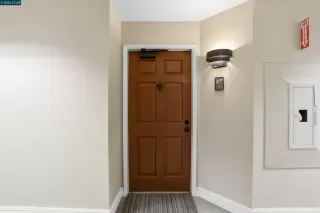 Photo #2: 41125522 Listing 