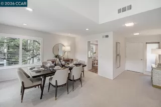 Photo #6: 41125568 Listing