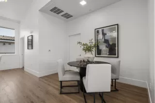 Photo #5: 41125594 Listing