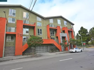 Photo #2: 41125634 Listing