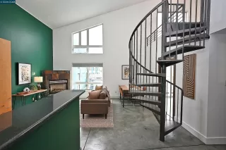 Photo #5: 41125634 Listing