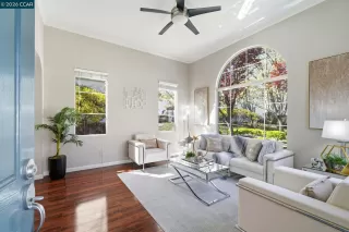 Photo #6: 41125748 Listing 