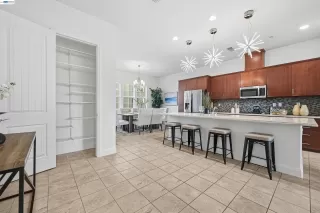 Photo #5: 41125794 Listing 