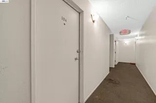 Photo #5: 41125856 Listing 