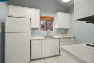 Photo #5: 41125863 Listing 