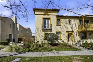 More Details about MLS # 41125896 : 4976 IVYLEAF SPRINGS RD