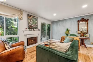 Photo #5: 41125919 Listing