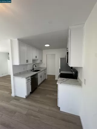 Photo #3: 41125953 Listing