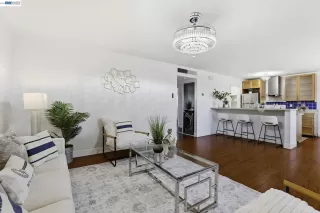 Photo #4: 41125977 Listing 