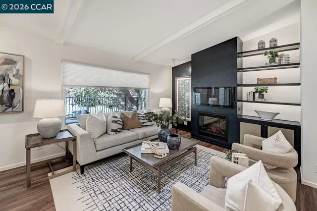 MLS: 41126022 Condo For Sale