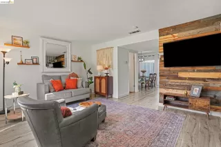 Photo #4: 41126043 Listing 