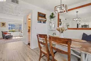 Photo #5: 41126043 Listing 