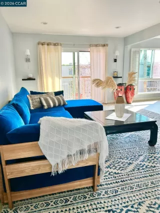 Photo #1: 41126168 Listing 