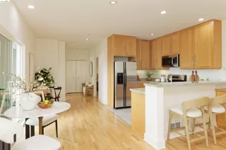 Photo #5: 41126186 Listing 