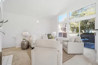 Photo #2: 41126191 Listing 