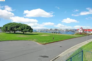 Photo #5: 41126199 Listing 