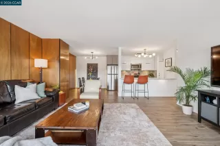 Photo #1: 41126230 Listing 