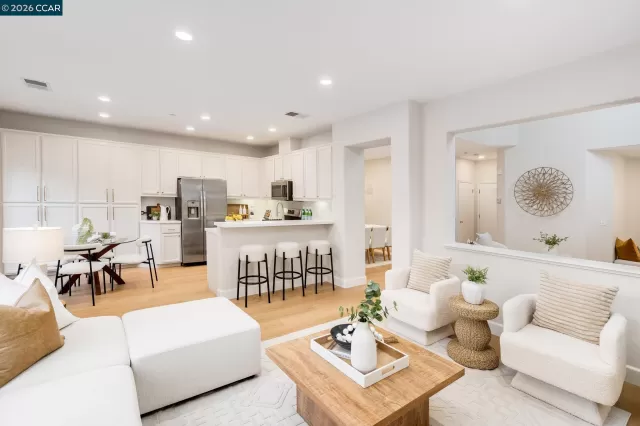 MLS: 41126297 Condo For Sale