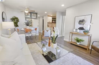 Photo #2: 41126314 Listing 