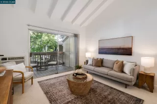 Photo #4: 41126401 Listing 