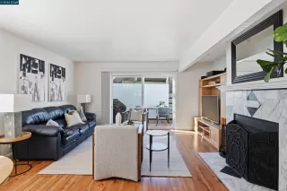 Photo #2: 41126409 Listing 