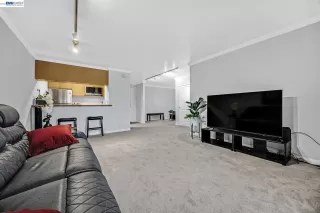 Photo #5: 41126415 Listing 