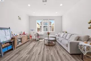 Photo #5: 41126420 Listing 