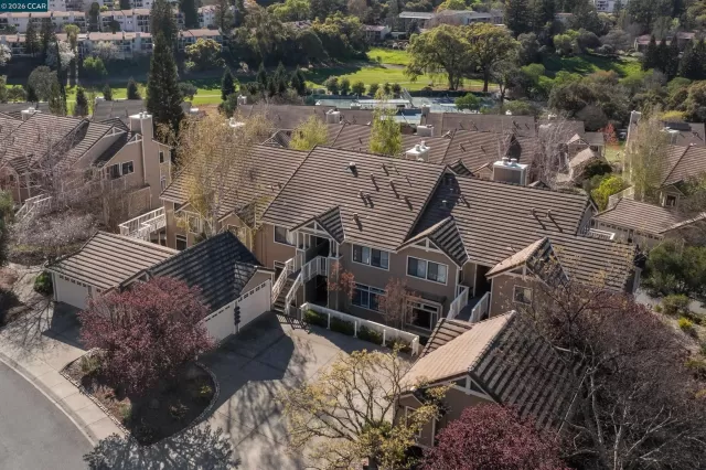 MLS: 41126507 Condo For Sale