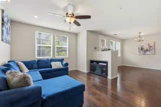 Photo #3: 41126565 Listing