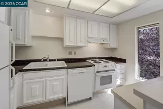 Photo #5: 41126603 Listing 