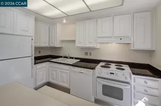 Photo #6: 41126603 Listing 