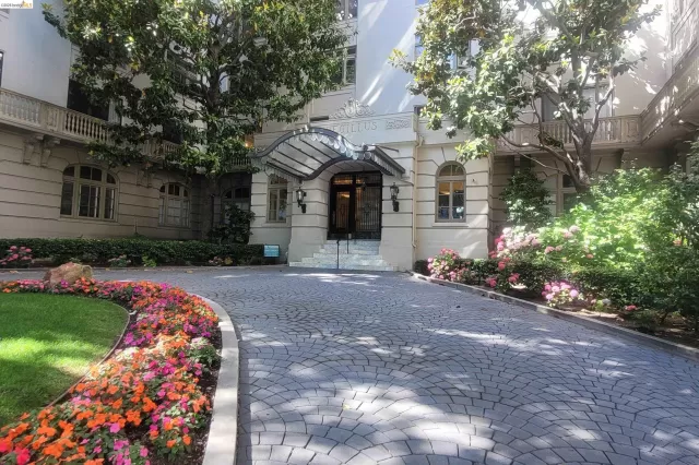 MLS: 41126706 Condo For Sale