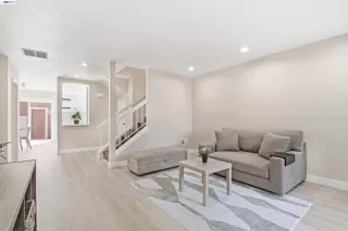 Photo #6: 41126789 Listing 