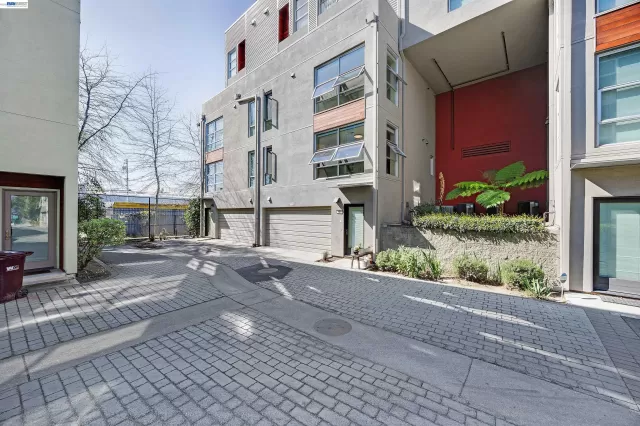 MLS: 41126795 Condo For Sale