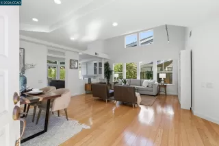 Photo #5: 41126817 Listing 