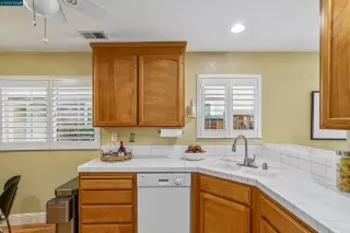 Photo #6: 41126854 Listing 