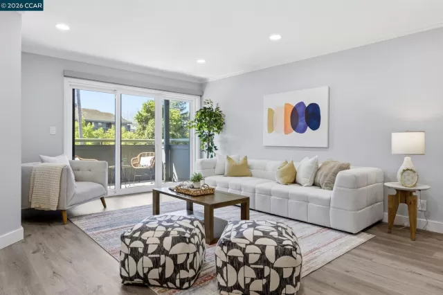 MLS: 41126878 Condo For Sale