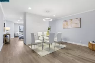 Photo #6: 41126878 Listing 