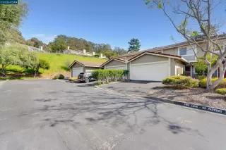 Photo #2: 41126903 Listing 