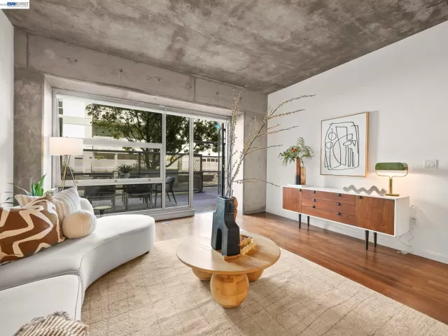 MLS: 41126990 Condo For Sale